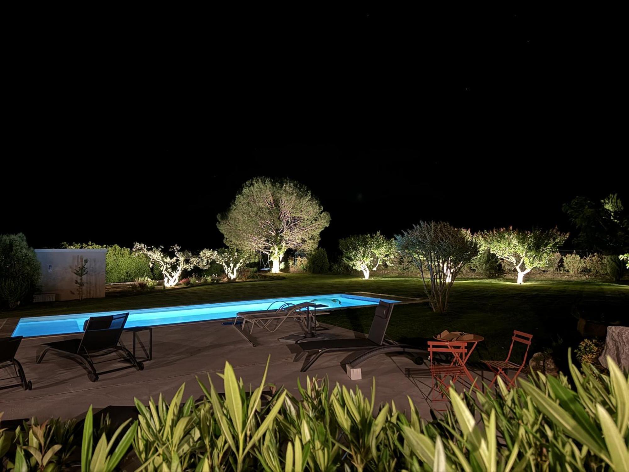 Provencal House With Heated Pool, View Of The Luberon In Robion - Accommodates 12 People. Buitenkant foto