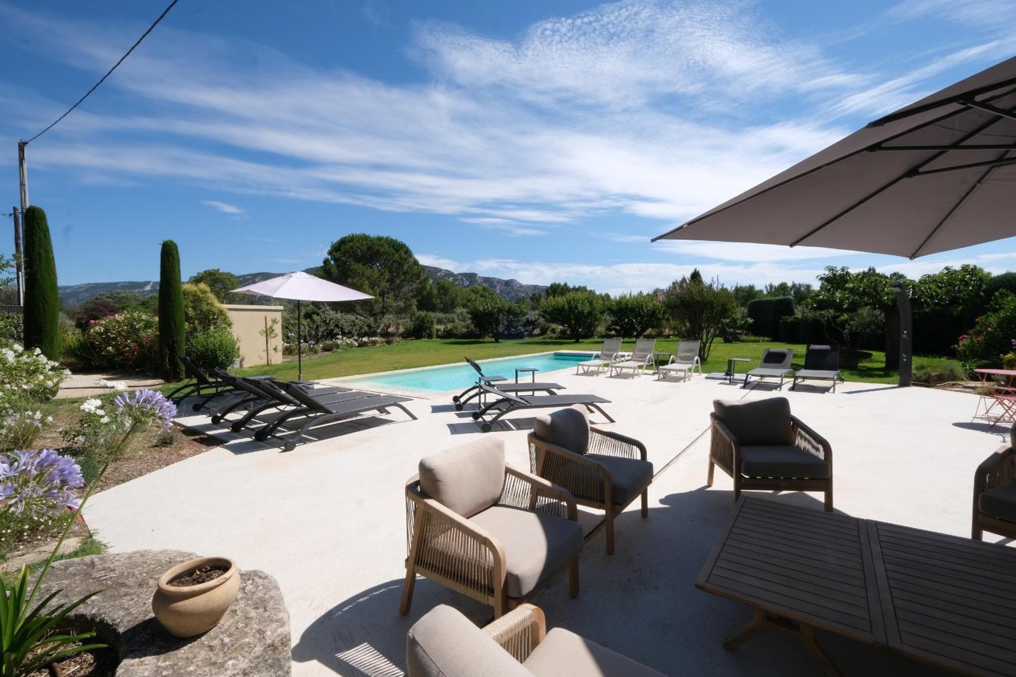 Provencal House With Heated Pool, View Of The Luberon In Robion - Accommodates 12 People. Buitenkant foto