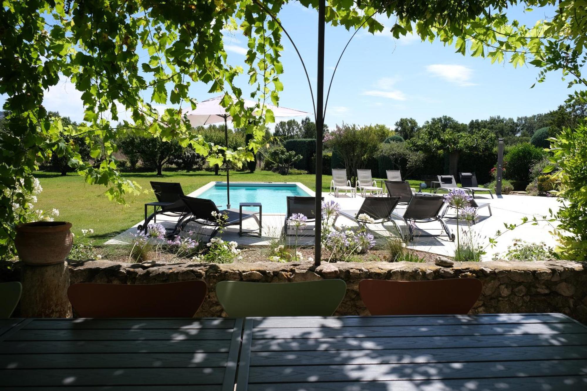 Provencal House With Heated Pool, View Of The Luberon In Robion - Accommodates 12 People. Buitenkant foto
